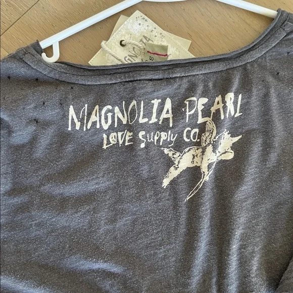 Magnolia Pearl Black and White Dolphin T-Shirt - Picture 5 of 5